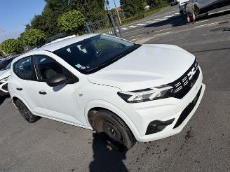 skadebil auto Dacia Sandero GPL 2024/2