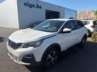 uszkodzony samochody osobowe Peugeot 3008  2016/10