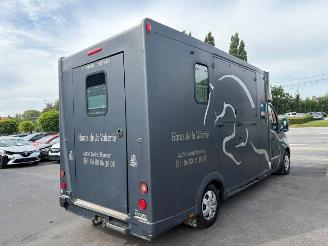 Renault Master 5 seats picture 5