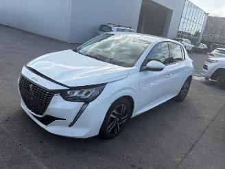 Peugeot 208  picture 2