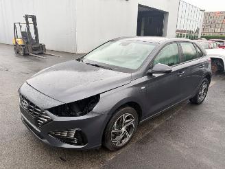 Hyundai I-30  picture 3