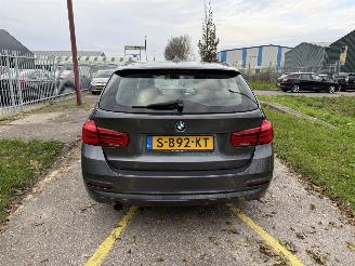 BMW 3-serie Touring 318i Executive SCHADEVRIJ!! picture 4