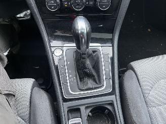 Volkswagen Golf 1.2 TSI Highline R picture 16