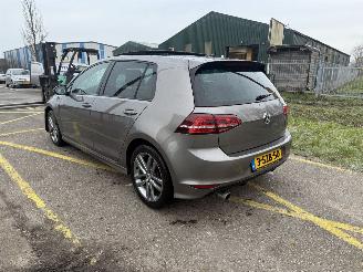 Volkswagen Golf 1.2 TSI Highline R picture 3