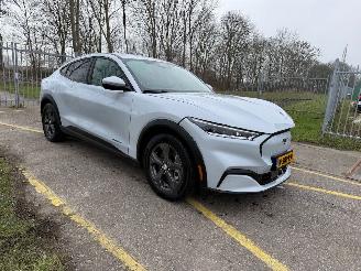 Coche accidentado Ford Mustang Mach-E RWD 75kWh N.A.P 2021/12