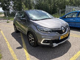 Renault Captur 1.3 TCe Intens picture 5
