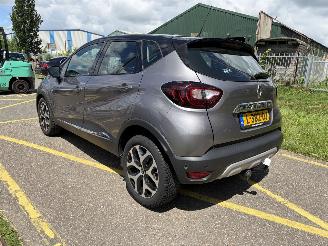 Renault Captur 1.3 TCe Intens picture 2
