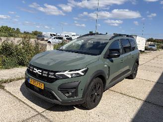 uszkodzony samochody osobowe Dacia Jogger 1.0 TCe 100 ECO-G Extreme 7p. Lpg 2023/2