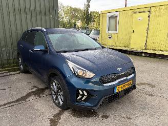 Vaurioauto  passenger cars Kia Niro 1.6 GDi Hybrid DynamicPlusLine 2019/10