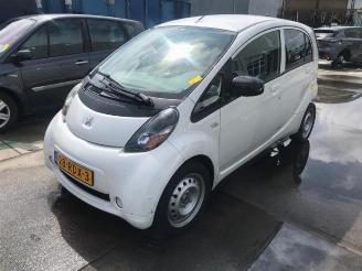 Dezmembrări autoturisme Peugeot iOn iOn, Hatchback 5-drs, 2010 iOn 2011/5