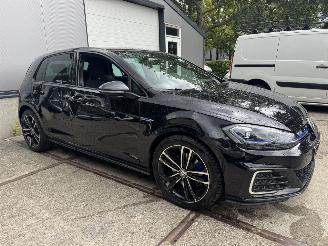 Volkswagen Golf 7.5 TSI GTE Rijdbare Schade! picture 6