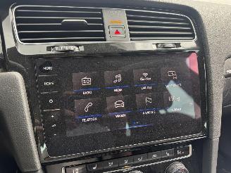 Volkswagen Golf 7.5 TSI GTE Rijdbare Schade! picture 22