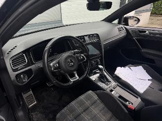 Volkswagen Golf 7.5 TSI GTE Rijdbare Schade! picture 16