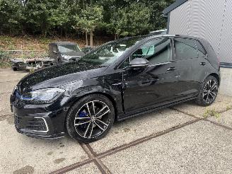 Volkswagen Golf 7.5 TSI GTE Rijdbare Schade! picture 3