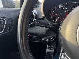 Audi A1 1.2 TFSI 2x s-line NAP Rijdbare schade! picture 32