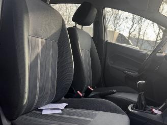 Ford Fiesta 1.25 Trend Airco gebruikerssporen! picture 18