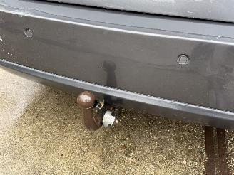 Volvo S-60 2.0T MOMENTUM AUTOMAAT! RIJDBAAR picture 8