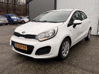 škoda osobní automobily Kia Rio 1.2 CVVT Comfortline Airco NAP! 2014/1
