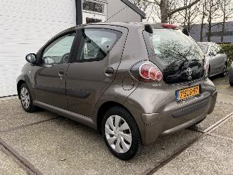 Toyota Aygo 1.0 VVT-i Now Airco NAP! picture 7