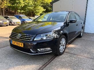 Schadeauto Volkswagen Passat 1.4 TSI Highline RIJDBAAR! 2012/1