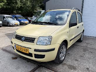 krockskadad bil auto Fiat Panda 1.2 Edizione Automaaat Airco NAP RIJDBAAR! 2007/9