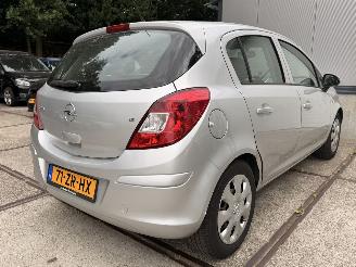 Opel Corsa 1.2-16V Enjoy, automaat picture 21
