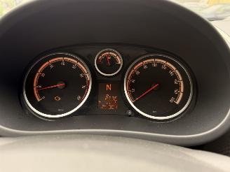 Opel Corsa 1.2-16V Enjoy, automaat picture 10
