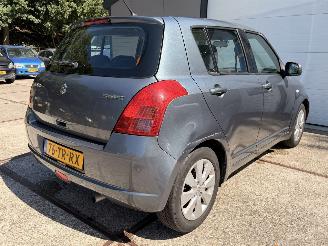 Suzuki Swift 1.3, handgeschakeld Rijdbaar! picture 12