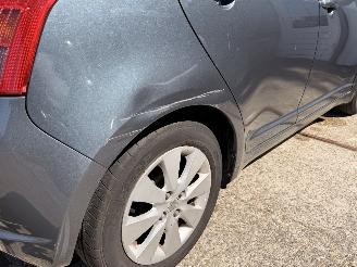 Suzuki Swift 1.3, handgeschakeld Rijdbaar! picture 14