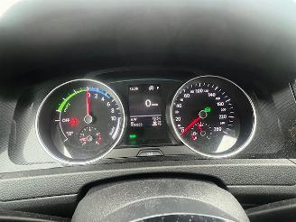 Volkswagen Golf GTE automaat nette auto picture 11