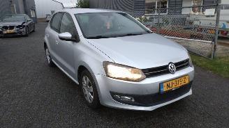 krockskadad bil auto Volkswagen Polo 1.2 easyline weinig schade 2011/1