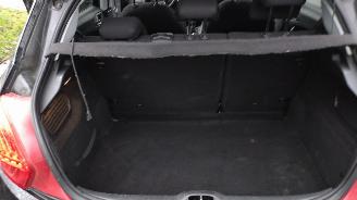 Peugeot 208 1.2 vti allure luxe auto gebruikers schade picture 16