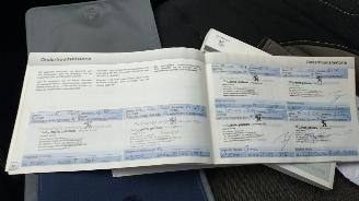 Peugeot 208 1.2 vti allure luxe auto gebruikers schade picture 19