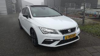 Voiture accidenté Seat Leon Leon 1.8 TSI FR BNSL Leer Pano 118280 ! Mooie auto! 2018/1