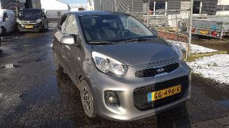 Unfallwagen Kia Picanto 1.0 First Edition Super nette auto Led verlichting 2015/1