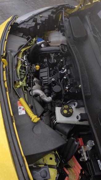 Ford Transit Connect 1.5 diesel 95.000 km luxe uitvoering picture 4