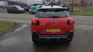 Citroën C3 Aircross 1.2 Feel Lichte schade Supermooie auto!! picture 9
