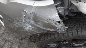 Land Rover Range Rover Evoque 2.0 TD$ HSE DYnamic Pano 95000 kn MAP mooie auto! picture 5