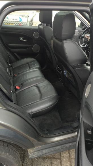 Land Rover Range Rover Evoque 2.0 TD$ HSE DYnamic Pano 95000 kn MAP mooie auto! picture 19