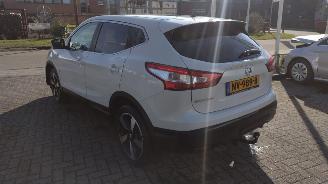 Nissan Qashqai 1.2 N-Connecta lichte schade  71000 km nap picture 7