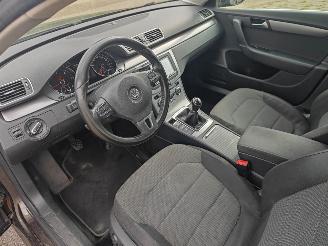 Volkswagen Passat 2.0 TDI Highline BlueMotion Technisch 100 procent ok!! picture 20