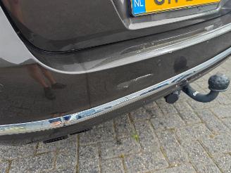 Volkswagen Passat 2.0 TDI Highline BlueMotion Technisch 100 procent ok!! picture 19