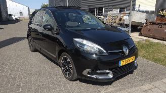 uszkodzony samochody osobowe Renault Mégane Scénic 1.6 dci Bose Panodak Clima Mooie Luxe auto! 2014/1