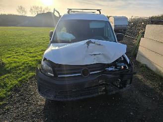 skadebil auto Volkswagen Caddy  2017/6