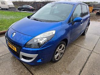 Renault Scenic  picture 3