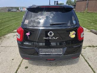 Ssang yong Tivoli 1.5 e-XGDi picture 5