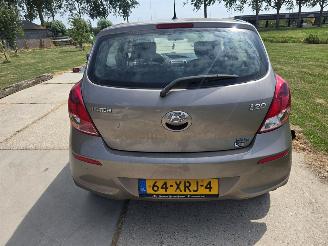 Hyundai I-20  picture 5