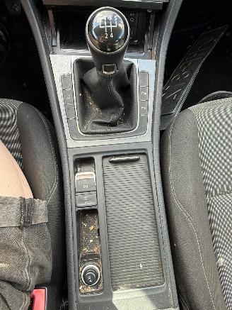 Volkswagen Golf 1.6 TDI picture 12
