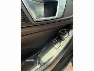 Ford Fiesta Fiesta 6 (JA8), Hatchback, 2008 / 2018 1.0 Ti-VCT 12V 65 picture 10