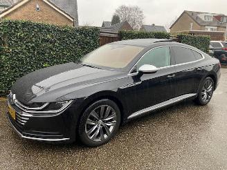 Volkswagen Arteon 2.0 TFSI 190 PK AUTOMAAT -PANORAMA -CAMERA -VOLL picture 4